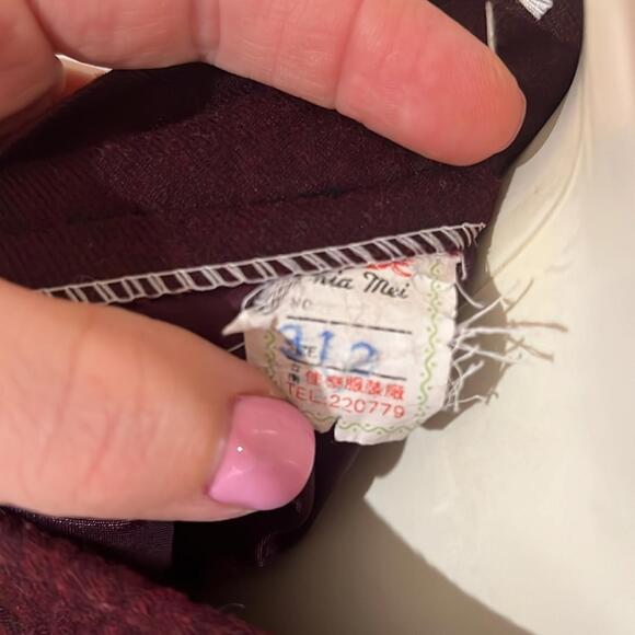 Cranberry Pleated mid length wool lined skirt Vintage Medium - Picture 5 of 6